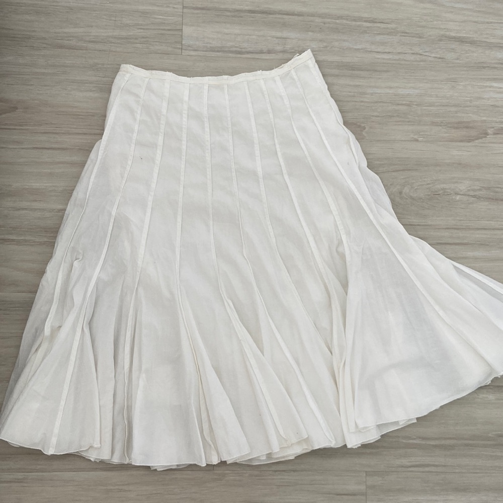 Aziz White Medium Skirt